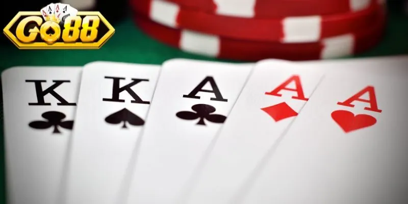 Khám phá các tay bài chủ chốt